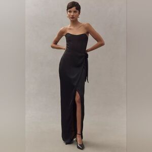 v chapman avery dress black The Avery Dress in White Windsor Brocade 8 / White Windsor Brocade